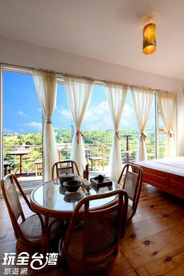 Museum Traveler'S Bnb Sanzhi Extérieur photo
