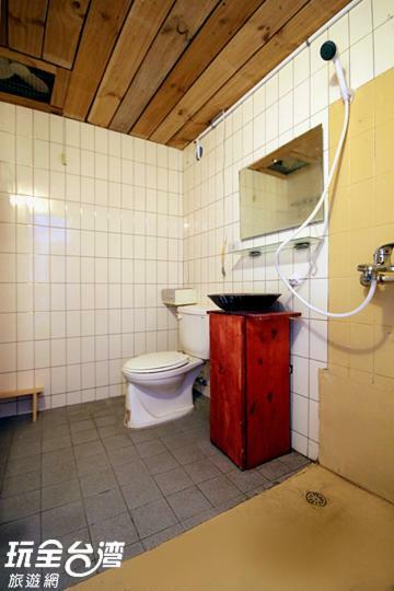Museum Traveler'S Bnb Sanzhi Extérieur photo