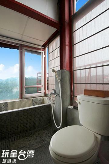 Museum Traveler'S Bnb Sanzhi Extérieur photo